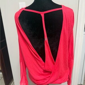 ALO Yoga Vibrant Pink Open-Back Long Sleeve Top Womens MEDIUM